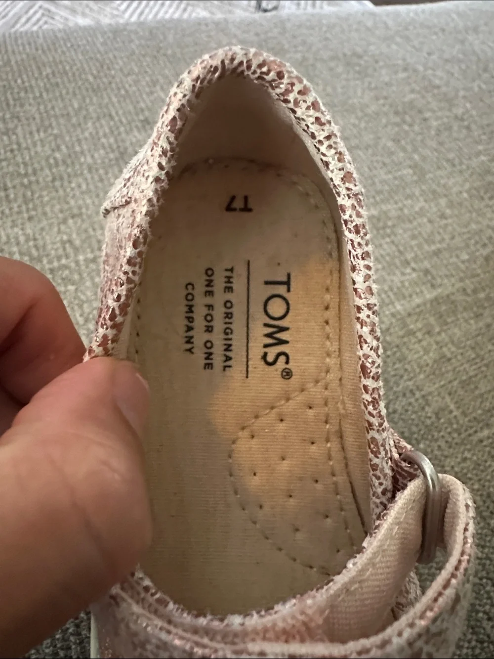 Toms Girls Sparkle Mary Jane Shoes in Light Pink